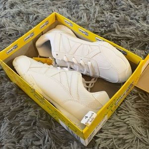 White Smartfit Gym Shoes size 4